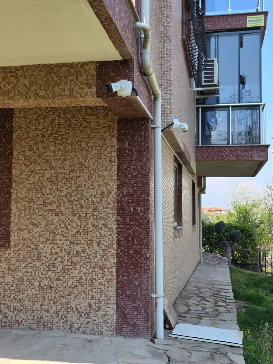 Denizli Apartman Dış Cephe Güvenlik Kamerası Montajı